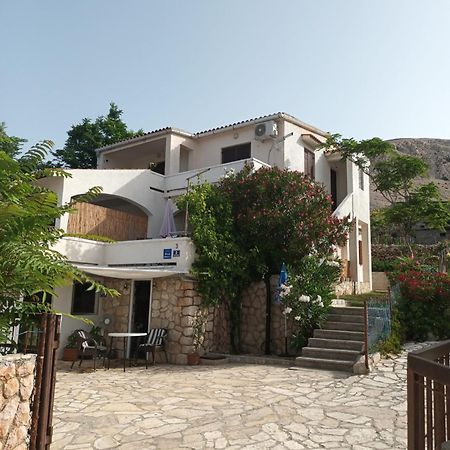 Apartmani Sikic 메타이나 외부 사진